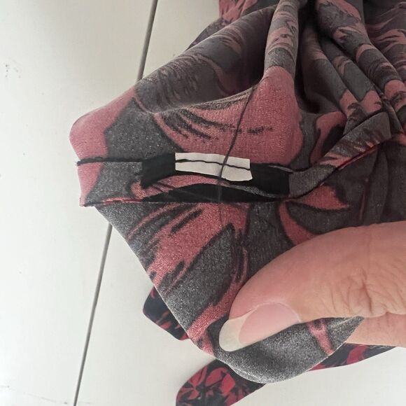 Norma Kamali XXL Red Floral Faux Wrap Dress Sleeveless Stretch Midi Bold Print - Picture 8 of 11